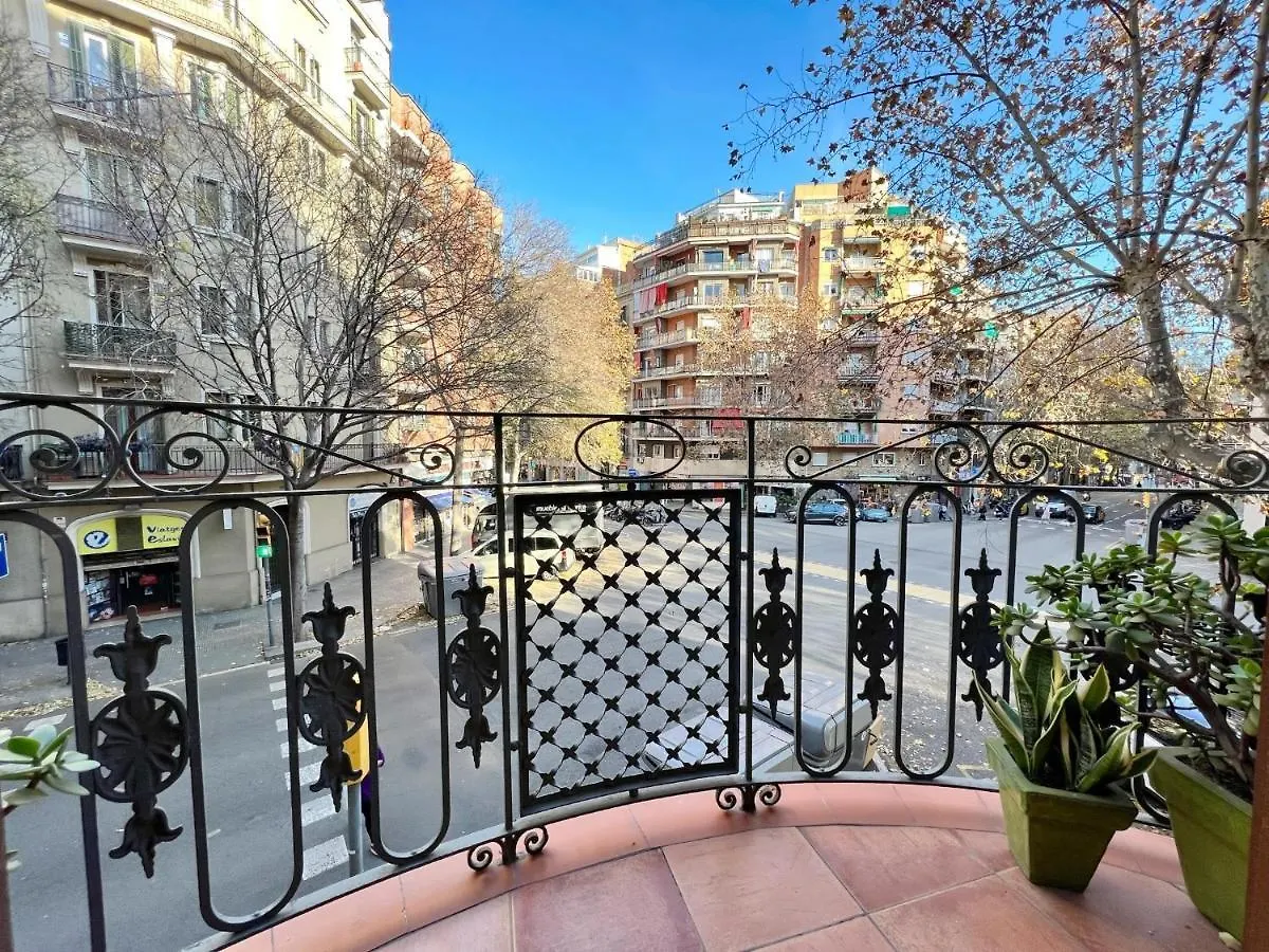 Suite Miro Eixample Barcelona Apartment