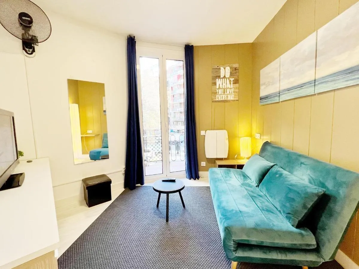 Suite Miro Eixample Barcelona Spain