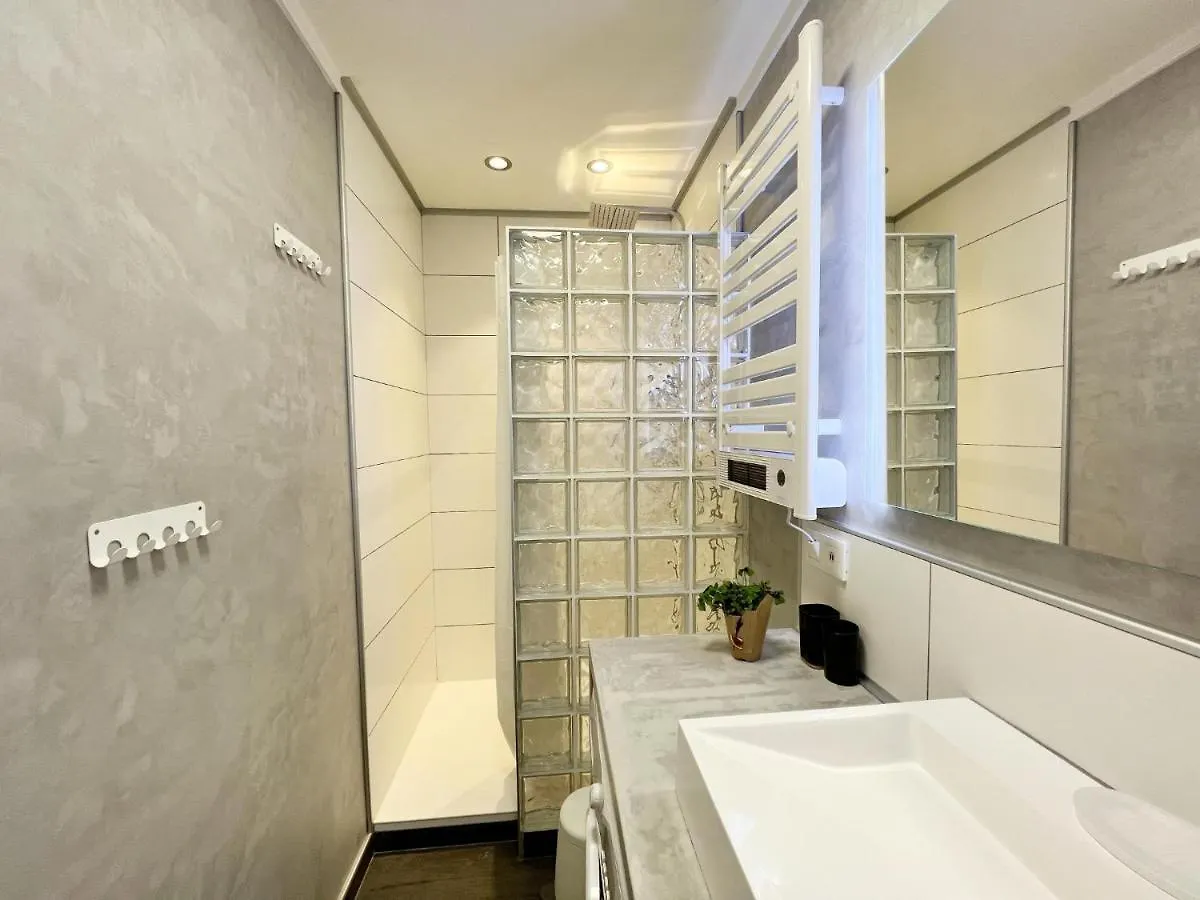 Suite Miro Eixample Barcelona Apartmán